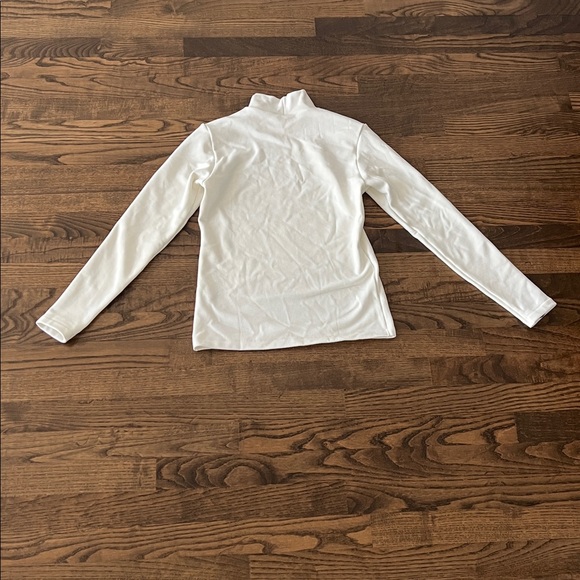 UNIQLO HEATTECH Ultra Warm High Neck T-Shirt in off white - Picture 6 of 7